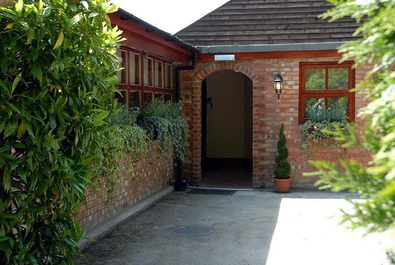 Hopbine House Bed and Breakfast Hereford Exteriör bild